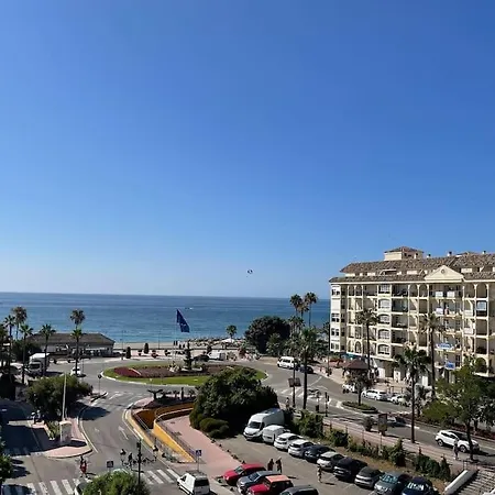 Centrico Junto Al Mar