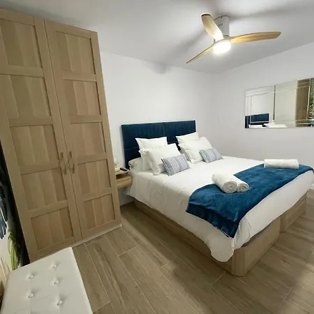 Centrico Junto Al Mar