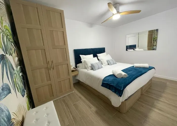 Centrico Junto Al Mar