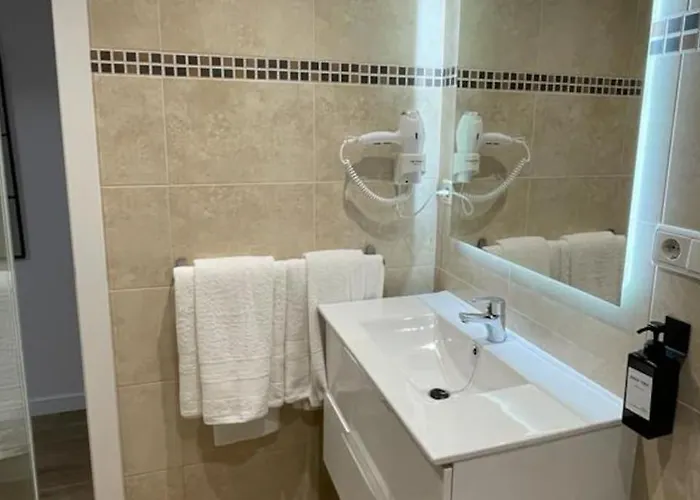 Centrico Junto Al Mar