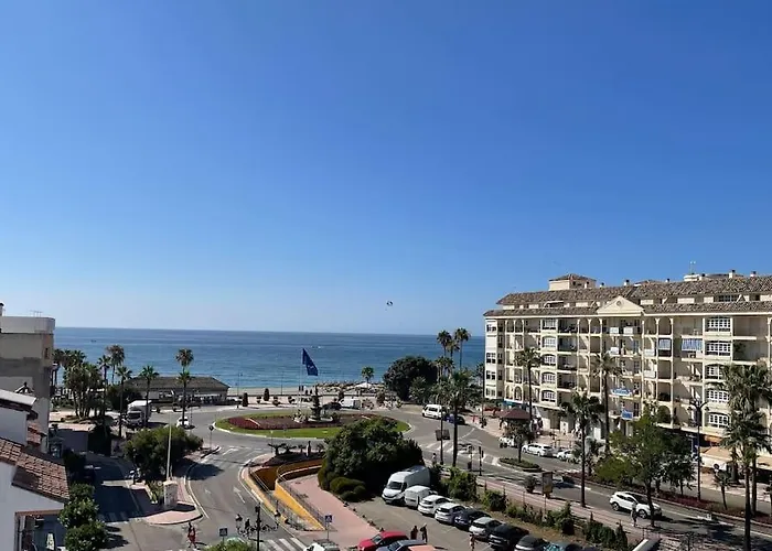 Centrico Junto Al Mar